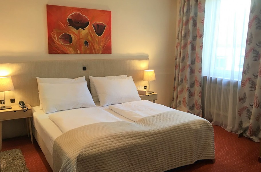 Hotel*** Zentral